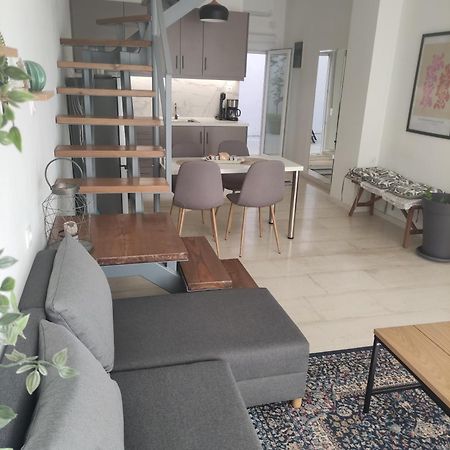 Central Maisonette Волос Екстер'єр фото
